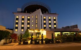 Castagna Palace Hotel & Restaurant